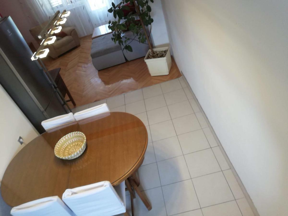 Spacious Family Apartment With Parking In The Shade And Barbecue House Šibenik Exterior foto